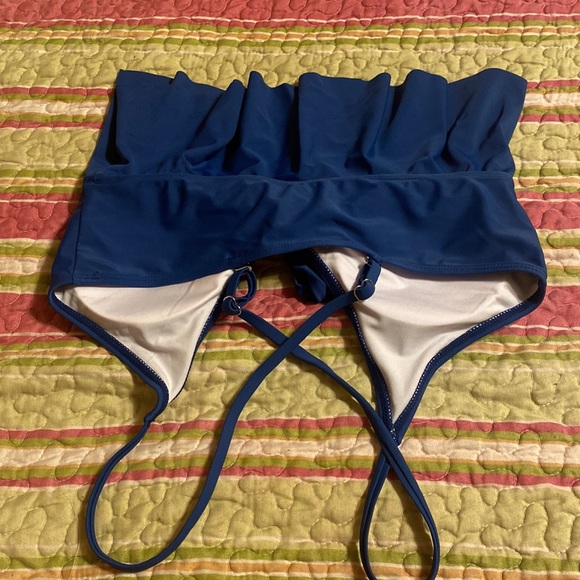 Woman’s high waisted bikini set size medium - Picture 3 of 7